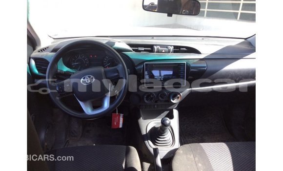 Buy Import Toyota Hilux White Car in Import - Dubai in Attapeu Province Buy Import Toyota Hilux White Car in Import - Dubai in Attapeu Province