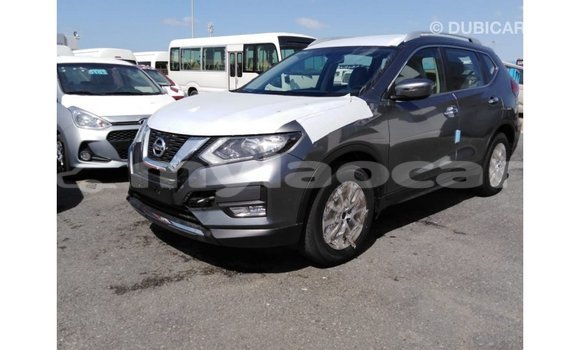 Buy Import Nissan Evalia Other Truck in Import - Dubai in Attapeu Province Buy Import Nissan Evalia Other Truck in Import - Dubai in Attapeu Province