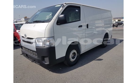 Buy Import Toyota Hiace White Car in Import - Dubai in Attapeu Province Buy Import Toyota Hiace White Car in Import - Dubai in Attapeu Province