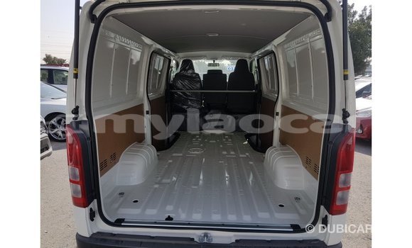 Buy Import Toyota Hiace White Car in Import - Dubai in Attapeu Province Buy Import Toyota Hiace White Car in Import - Dubai in Attapeu Province