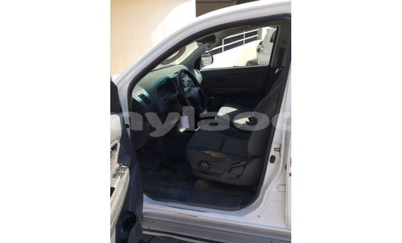 Buy Import Toyota Hilux White Car in Import - Dubai in Attapeu Province Buy Import Toyota Hilux White Car in Import - Dubai in Attapeu Province