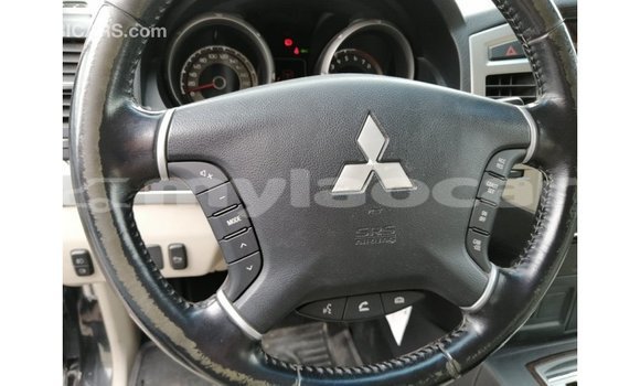 Buy Import Mitsubishi Pajero Black Car in Import - Dubai in Attapeu Province Buy Import Mitsubishi Pajero Black Car in Import - Dubai in Attapeu Province