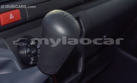 Buy Import Toyota Hiace White Car in Import - Dubai in Attapeu Province Buy Import Toyota Hiace White Car in Import - Dubai in Attapeu Province