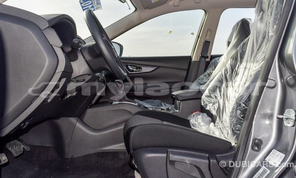 Buy Import Nissan Evalia Other Truck in Import - Dubai in Attapeu Province Buy Import Nissan Evalia Other Truck in Import - Dubai in Attapeu Province