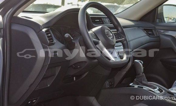 Buy Import Nissan Evalia Other Truck in Import - Dubai in Attapeu Province Buy Import Nissan Evalia Other Truck in Import - Dubai in Attapeu Province
