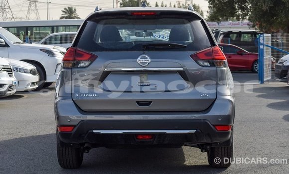 Buy Import Nissan Evalia Other Truck in Import - Dubai in Attapeu Province Buy Import Nissan Evalia Other Truck in Import - Dubai in Attapeu Province