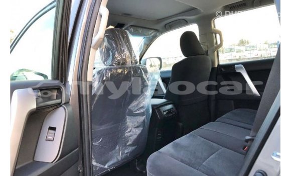 Buy Import Toyota Prado Black Car in Import - Dubai in Attapeu Province Buy Import Toyota Prado Black Car in Import - Dubai in Attapeu Province