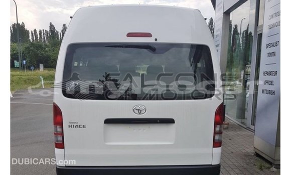 Buy Import Toyota Hiace White Car in Import - Dubai in Attapeu Province Buy Import Toyota Hiace White Car in Import - Dubai in Attapeu Province