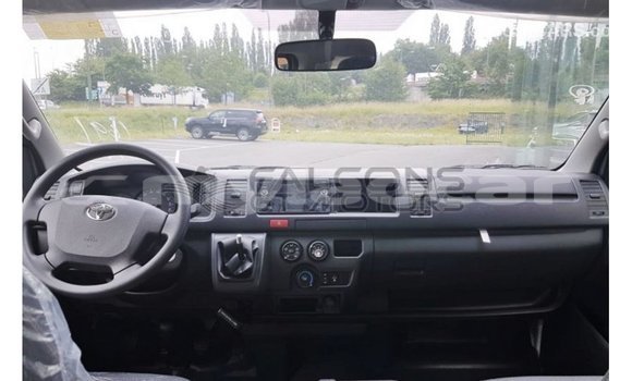 Buy Import Toyota Hiace White Car in Import - Dubai in Attapeu Province Buy Import Toyota Hiace White Car in Import - Dubai in Attapeu Province