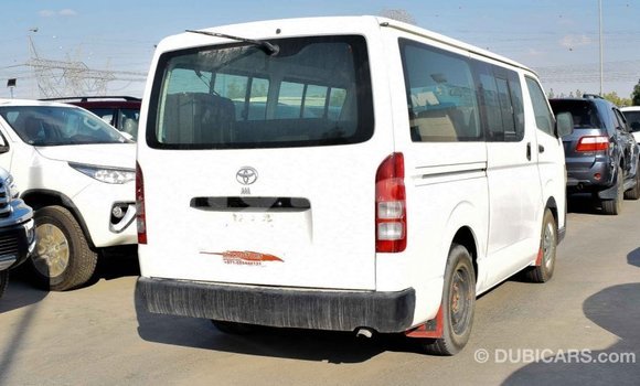 ຊື້ ການ ນຳ ເຂົ້າ Toyota Hiace White ລົດ ໃນ Import - Dubai ໃນ Attapeu Province ຊື້ ການ ນຳ ເຂົ້າ Toyota Hiace White ລົດ ໃນ Import - Dubai ໃນ Attapeu Province