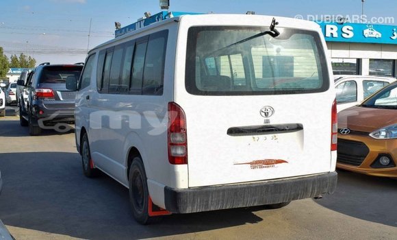 ຊື້ ການ ນຳ ເຂົ້າ Toyota Hiace White ລົດ ໃນ Import - Dubai ໃນ Attapeu Province ຊື້ ການ ນຳ ເຂົ້າ Toyota Hiace White ລົດ ໃນ Import - Dubai ໃນ Attapeu Province