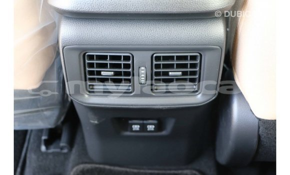 Acheter Import Voiture Toyota 4Runner Blanc à Import - Dubai, Attapeu Province Acheter Import Voiture Toyota 4Runner Blanc à Import - Dubai, Attapeu Province