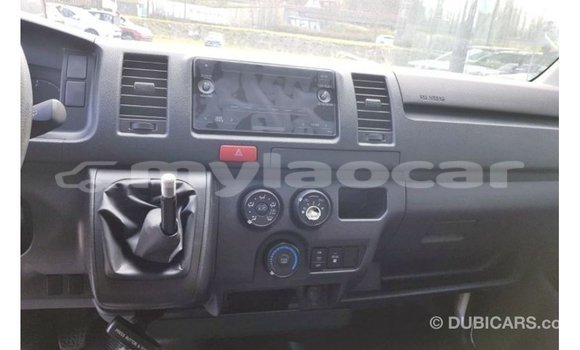 Buy Import Toyota Hiace White Car in Import - Dubai in Attapeu Province Buy Import Toyota Hiace White Car in Import - Dubai in Attapeu Province