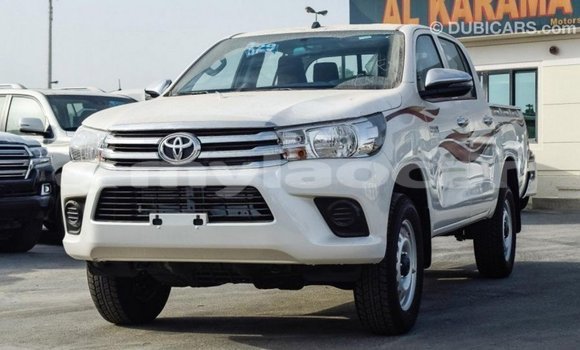 Buy Import Toyota Hilux White Car in Import - Dubai in Attapeu Province Buy Import Toyota Hilux White Car in Import - Dubai in Attapeu Province