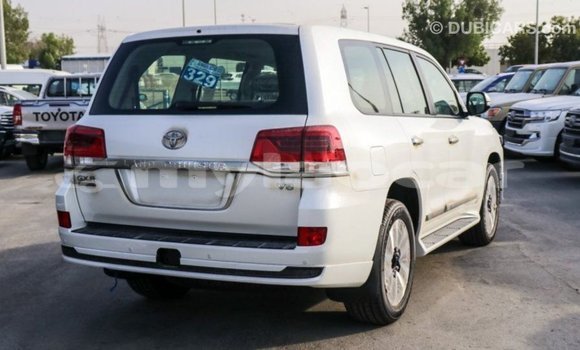 Buy Import Toyota Land Cruiser White Car in Import - Dubai in Attapeu Province Buy Import Toyota Land Cruiser White Car in Import - Dubai in Attapeu Province