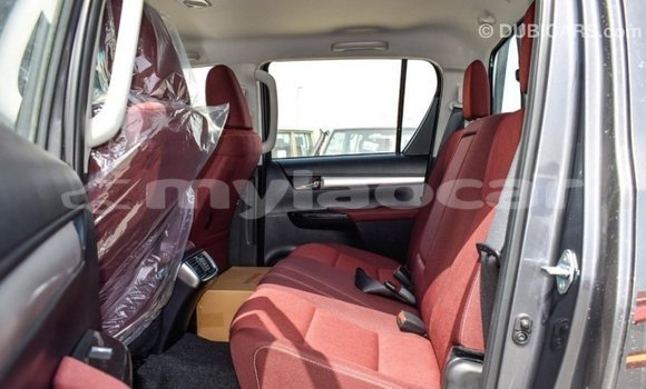 Buy Import Toyota Hilux Other Car in Import - Dubai in Attapeu Province Buy Import Toyota Hilux Other Car in Import - Dubai in Attapeu Province