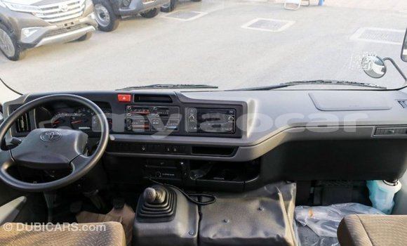 Buy Import Toyota Coaster White Car in Import - Dubai in Attapeu Province Buy Import Toyota Coaster White Car in Import - Dubai in Attapeu Province