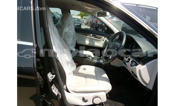 Buy Import Mercedes-Benz 200 Black Car in Import - Dubai in Attapeu Province Buy Import Mercedes-Benz 200 Black Car in Import - Dubai in Attapeu Province