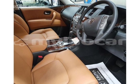 Acheter Import Voiture Nissan Patrol Noir à Import - Dubai, Attapeu Province Acheter Import Voiture Nissan Patrol Noir à Import - Dubai, Attapeu Province