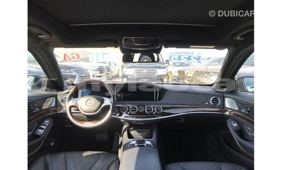 ຊື້ ການ ນຳ ເຂົ້າ Mercedes-Benz 190 (W201) Black ລົດ ໃນ Import - Dubai ໃນ Attapeu Province ຊື້ ການ ນຳ ເຂົ້າ Mercedes-Benz 190 (W201) Black ລົດ ໃນ Import - Dubai ໃນ Attapeu Province