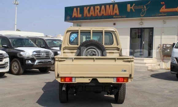 Buy Import Toyota Land Cruiser Beige Car in Import - Dubai in Attapeu Province Buy Import Toyota Land Cruiser Beige Car in Import - Dubai in Attapeu Province