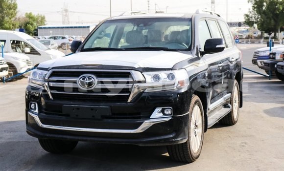 Buy Import Toyota Land Cruiser Black Car in Import - Dubai in Attapeu Province Buy Import Toyota Land Cruiser Black Car in Import - Dubai in Attapeu Province