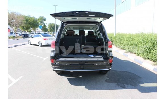 Buy Import Toyota Land Cruiser Black Car in Import - Dubai in Attapeu Province Buy Import Toyota Land Cruiser Black Car in Import - Dubai in Attapeu Province