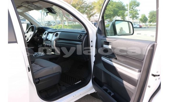 Buy Import Toyota Tundra White Car in Import - Dubai in Attapeu Province Buy Import Toyota Tundra White Car in Import - Dubai in Attapeu Province