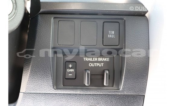 Buy Import Toyota Tundra White Car in Import - Dubai in Attapeu Province Buy Import Toyota Tundra White Car in Import - Dubai in Attapeu Province