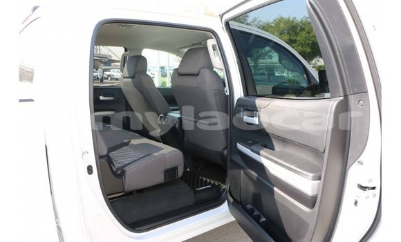 Buy Import Toyota Tundra White Car in Import - Dubai in Attapeu Province Buy Import Toyota Tundra White Car in Import - Dubai in Attapeu Province