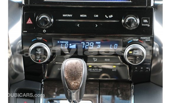 Buy Import Toyota Alphard White Car in Import - Dubai in Attapeu Province Buy Import Toyota Alphard White Car in Import - Dubai in Attapeu Province