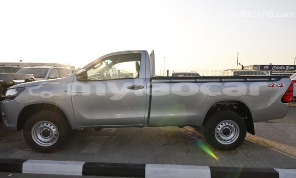 Acheter Import Voiture Toyota Hilux Autre à Import - Dubai, Attapeu Province Acheter Import Voiture Toyota Hilux Autre à Import - Dubai, Attapeu Province