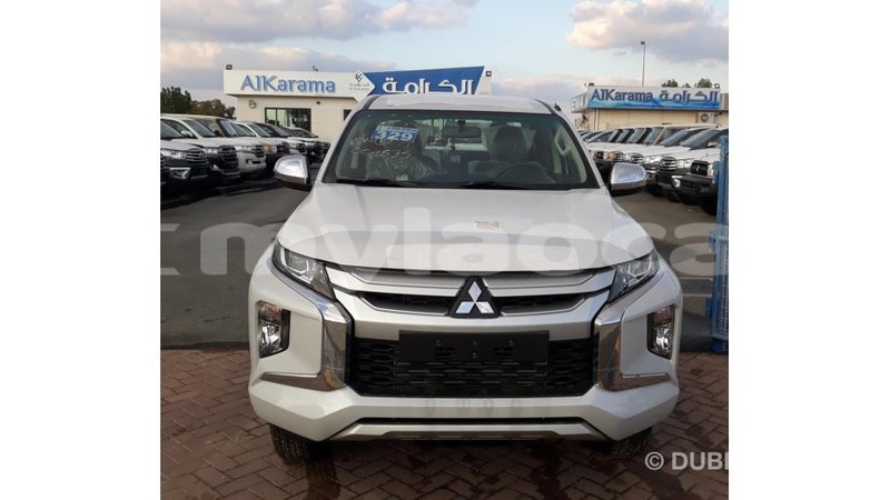 Big with watermark mitsubishi l200 attapeu province import dubai 2384