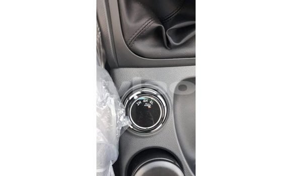 Buy Import Mitsubishi L200 White Car in Import - Dubai in Attapeu Province Buy Import Mitsubishi L200 White Car in Import - Dubai in Attapeu Province