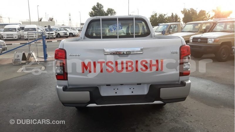 Big with watermark mitsubishi l200 attapeu province import dubai 2384