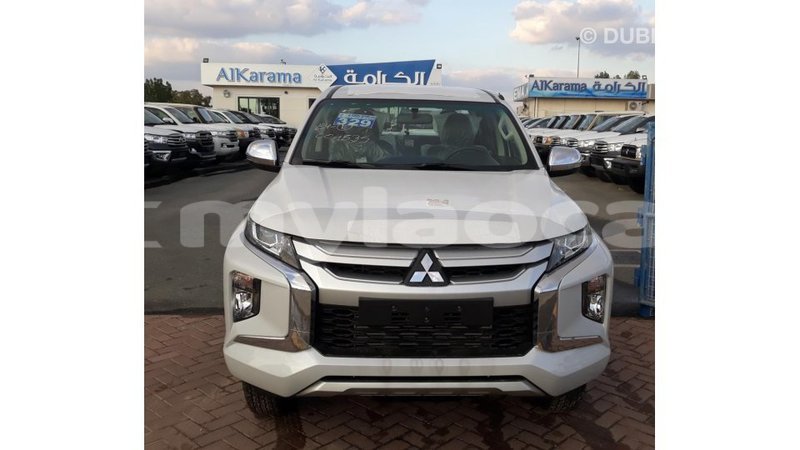 Big with watermark mitsubishi l200 attapeu province import dubai 2388
