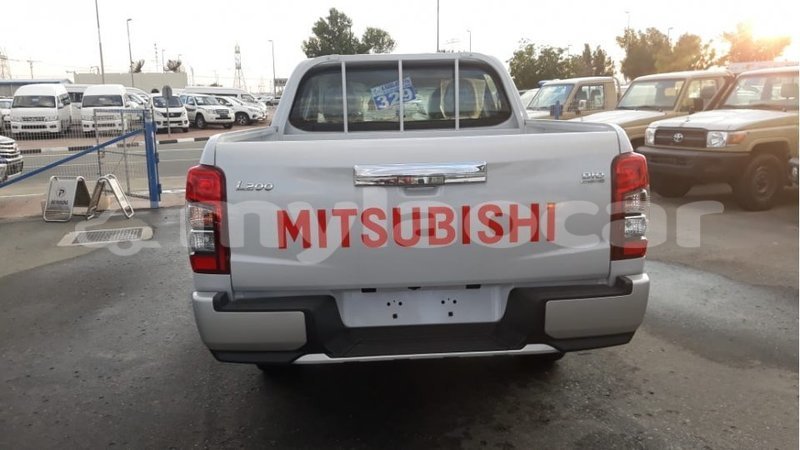 Big with watermark mitsubishi l200 attapeu province import dubai 2388