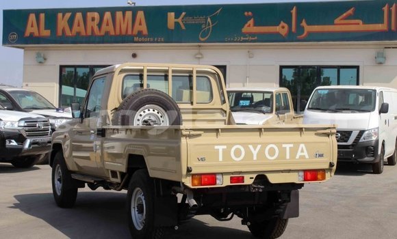 Buy Import Toyota Land Cruiser Beige Car in Import - Dubai in Attapeu Province Buy Import Toyota Land Cruiser Beige Car in Import - Dubai in Attapeu Province