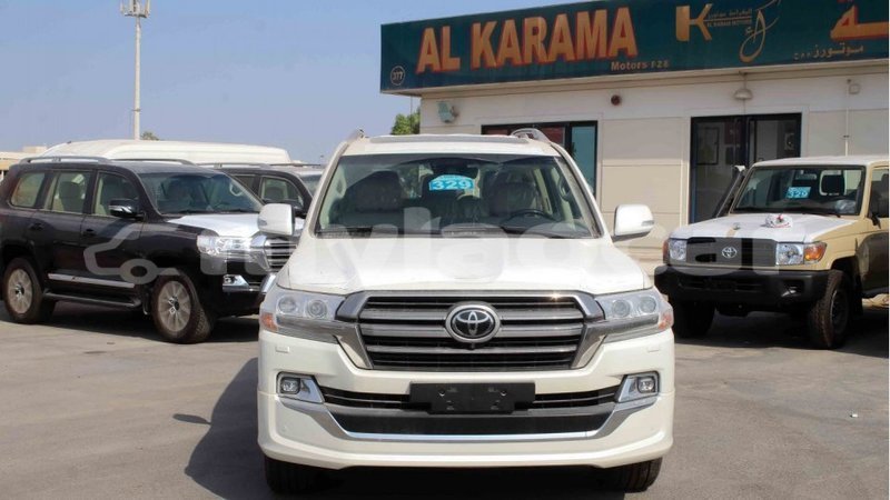 Big with watermark toyota land cruiser attapeu province import dubai 2391