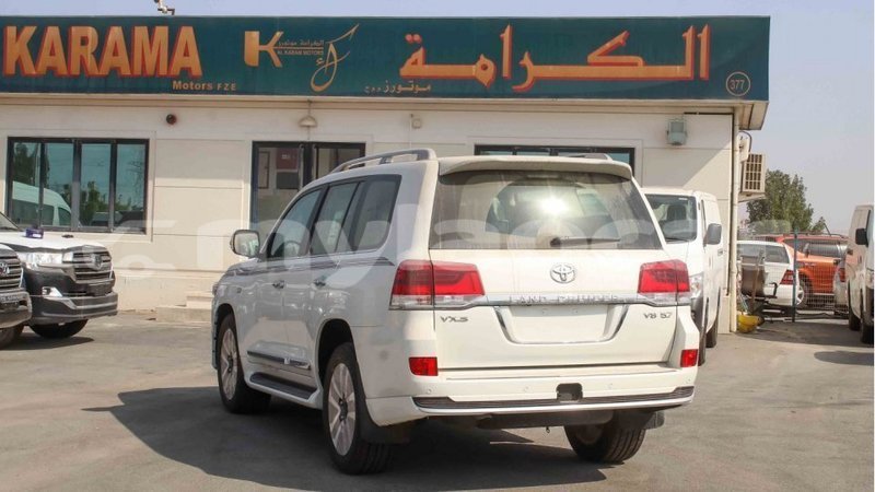 Big with watermark toyota land cruiser attapeu province import dubai 2391