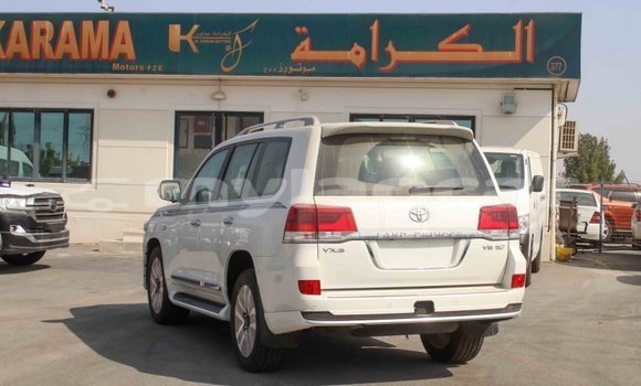 Buy Import Toyota Land Cruiser White Car in Import - Dubai in Attapeu Province Buy Import Toyota Land Cruiser White Car in Import - Dubai in Attapeu Province