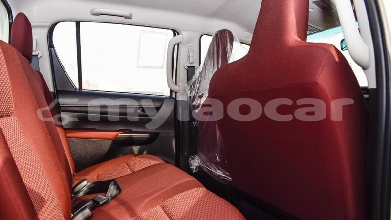 Big with watermark toyota hilux attapeu province import dubai 2392