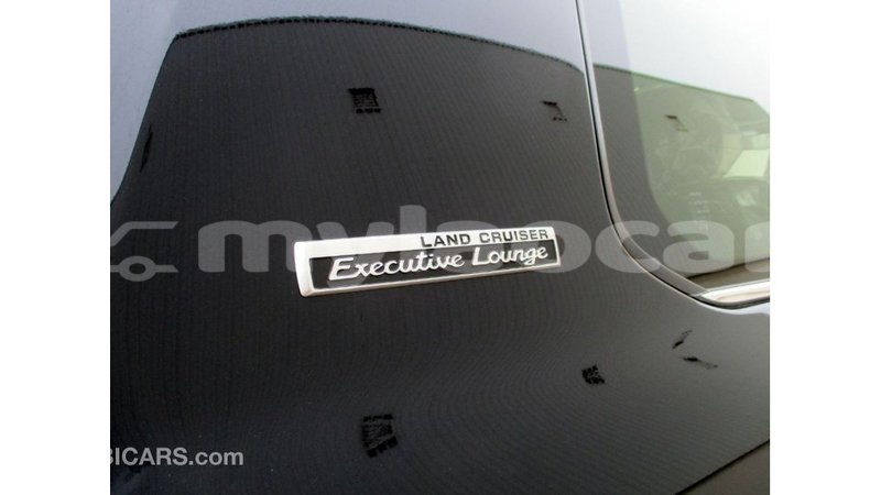 Big with watermark toyota land cruiser attapeu province import dubai 2409