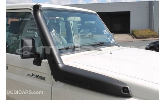 Buy Import Toyota Land Cruiser White Car in Import - Dubai in Attapeu Province Buy Import Toyota Land Cruiser White Car in Import - Dubai in Attapeu Province