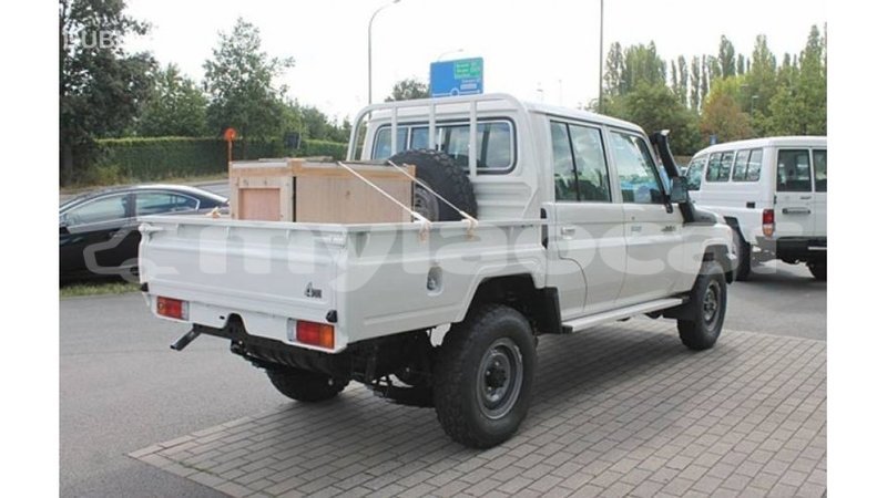 Big with watermark toyota land cruiser attapeu province import dubai 2415