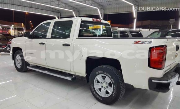 Buy Import Chevrolet Silverado White Car in Import - Dubai in Attapeu Province Buy Import Chevrolet Silverado White Car in Import - Dubai in Attapeu Province