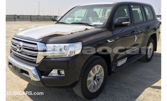 Acheter Import Voiture Toyota Land Cruiser Noir à Import - Dubai, Attapeu Province Acheter Import Voiture Toyota Land Cruiser Noir à Import - Dubai, Attapeu Province