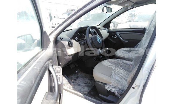 Buy Import Renault Duster White Car in Import - Dubai in Attapeu Province Buy Import Renault Duster White Car in Import - Dubai in Attapeu Province