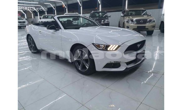 Buy Import Ford Mustang White Car in Import - Dubai in Attapeu Province Buy Import Ford Mustang White Car in Import - Dubai in Attapeu Province