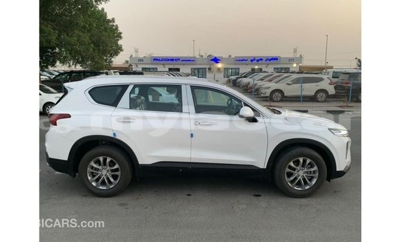 Buy Import Hyundai Santa Fe White Car in Import - Dubai in Attapeu Province Buy Import Hyundai Santa Fe White Car in Import - Dubai in Attapeu Province